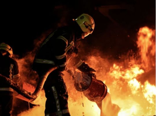 Під ударом були підстанції і повітряні лінії: Шмигаль про стан енергосистеми України після нічного терору росії