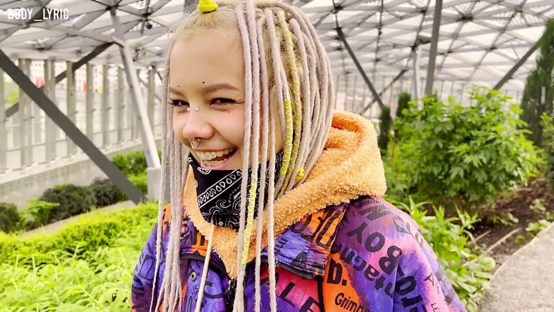 Body Lyric Sex In a Capsule Hostel And a Journey To t (Onlyfans) FullHD 1080p