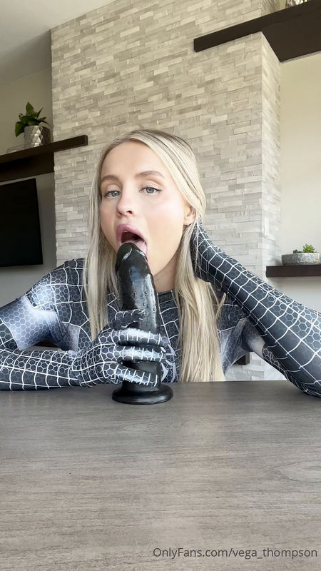 Vega Thompson  0Higeryjjqe82 (Onlyfans) SD 1920p