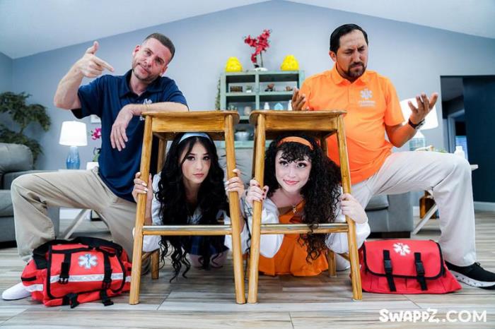 Pixie Smalls, Sofie Reyez - 911? HELP! We're Stuck! Emergency Daughter Swap [HD 720p]