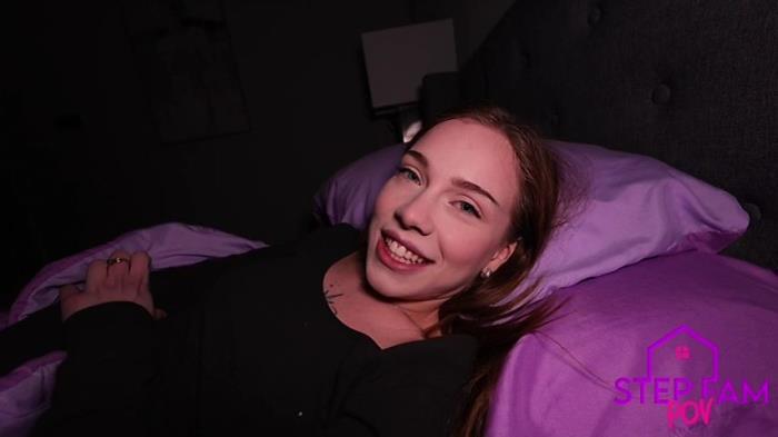 Venus Vixen - There Was A Ghost In My Room So I With My Step Sis [SD 480p]