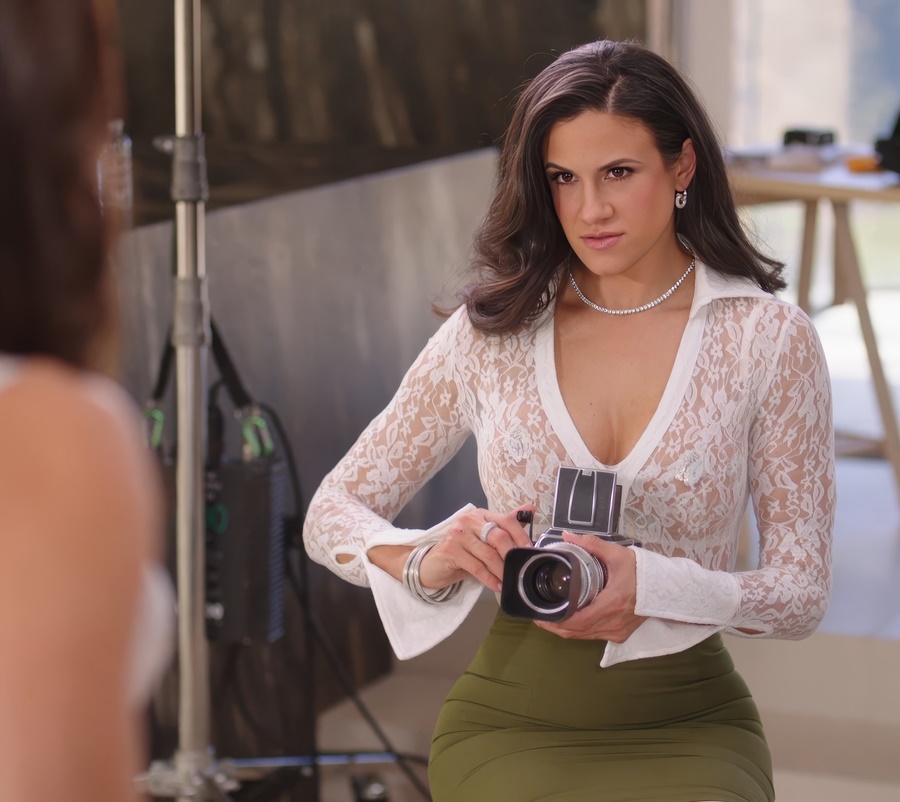 Penny Barber, Rissa May Luxurious MILF Films Young Couple's Sex and Joins In