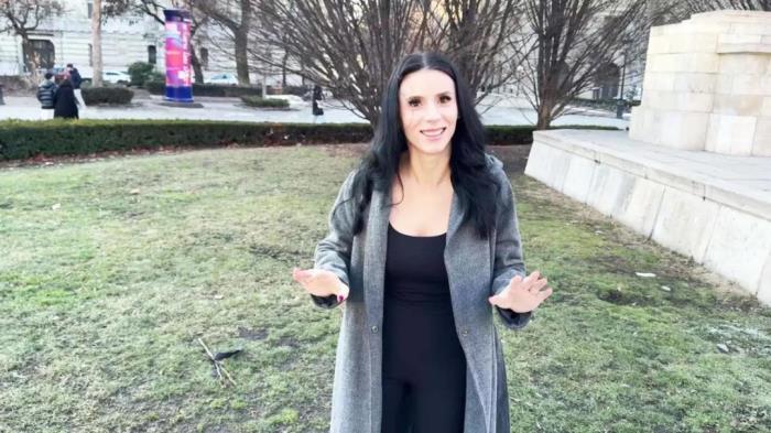 Nelly Kent - 28 years old, a little bombshell in love with France! [FullHD 1080p]