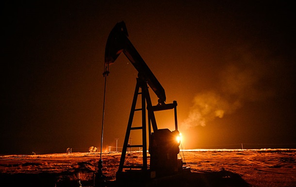 Добыча нефти в России сокращается второй месяц подряд