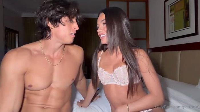 Martina Smeraldi - Martina Smeraldi, Gattouz0 [SD 480p]