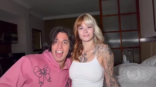 Sally Dinosaur - Sally Dinosaur, Gattouz0 [SD 480p]