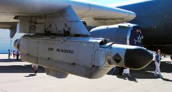 ALQ-131(V) Jamming Pod Walk Around