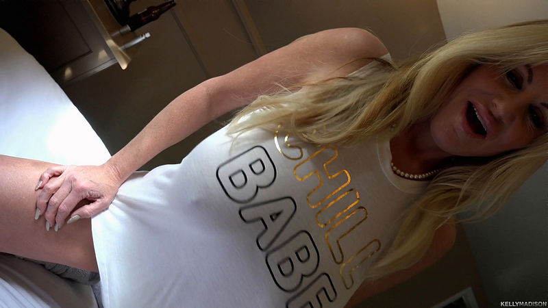 Kelly In The Mountains : Kelly Madison (KellyMadison) FullHD 1080p