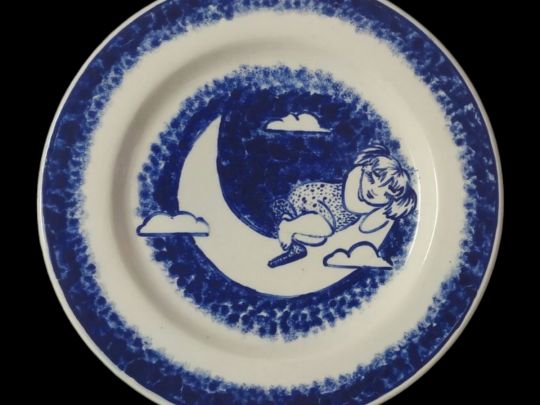 «Тарілки у розписі Яніни Баргілевич створюють у оселі особливий затишок», — колекціонерка Людмила Карпінська-Романюк