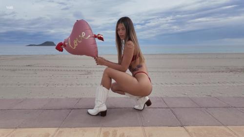 Irene Rouse - Love To The Max Backstage [FullHD 1080p]