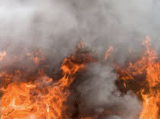 На півдні росії спалахнув нафтовий термінал, у Криму уражено «Панцир»: деталі операції