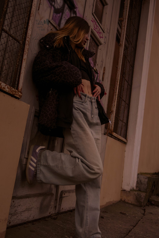 Thumbnail at https://i127.fastpic.org/big/2026/0218/38/8d4176a7c48703d022c4782d3a5f9438.jpg