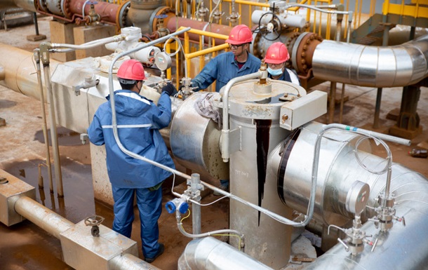 Россия пытается "переключиться" с Индии на Китай для продажи нефти - СМИ