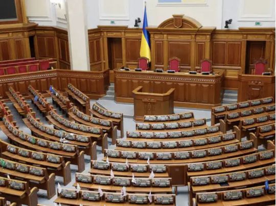 Знайшли нове виправдання, яке скосило Верховну Раду: медики повідомили, що підхопили депутати