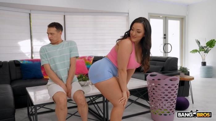 Cassie Lenoir - Ruined My Favorite Shorts [UltraHD 4K 2160p]