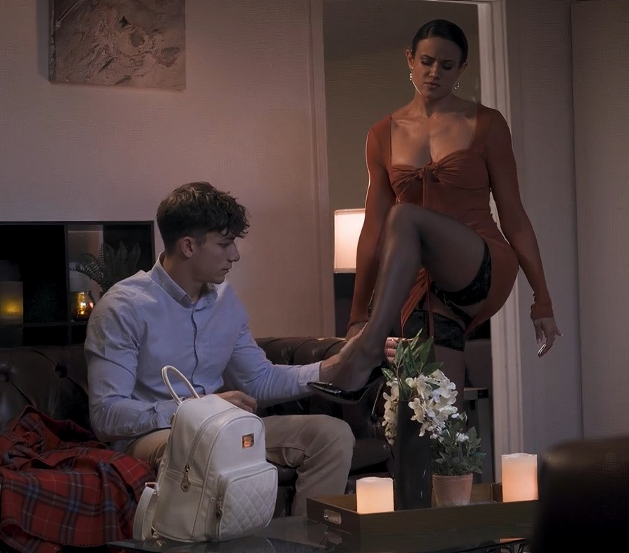 Penny Barber Sexy Drunk Stepmom Flirts With Her Adult Stepson