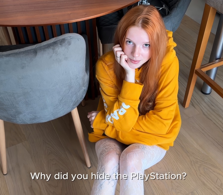 Kuporovaa Krupa Younger Stepsister Flirts With Older Stepbrother To Get His Attention