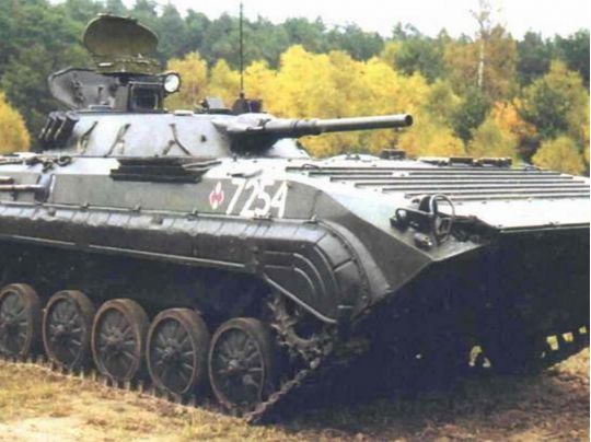 Була на параді 9 травня, але в бою неефективна: що відомо про ще одну модифікацію старої техніки окупантів