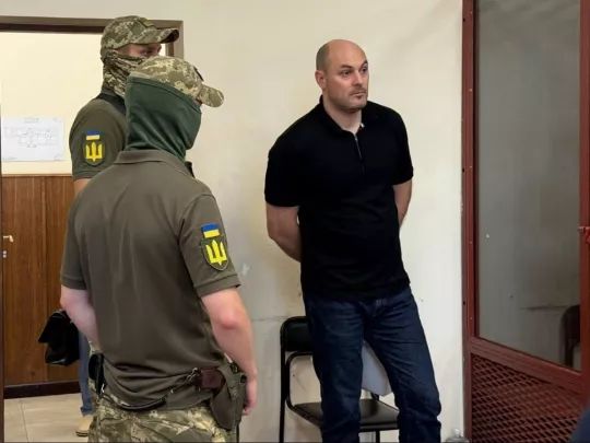 Просять безплатну камеру з неприємними сусідами: в НАБУ озвучили повну СМСку Галущенку щодо камери Магамедрасулову