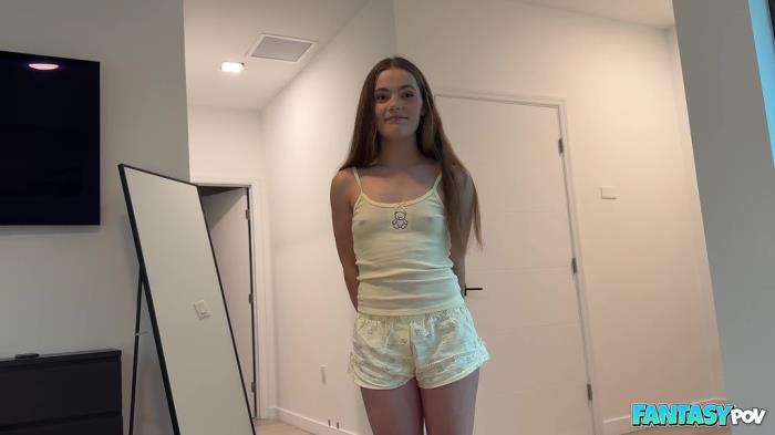 Juniper Ren - Sharing A Bed With My Stepsis And Get Gets Horny [FullHD 1080p]