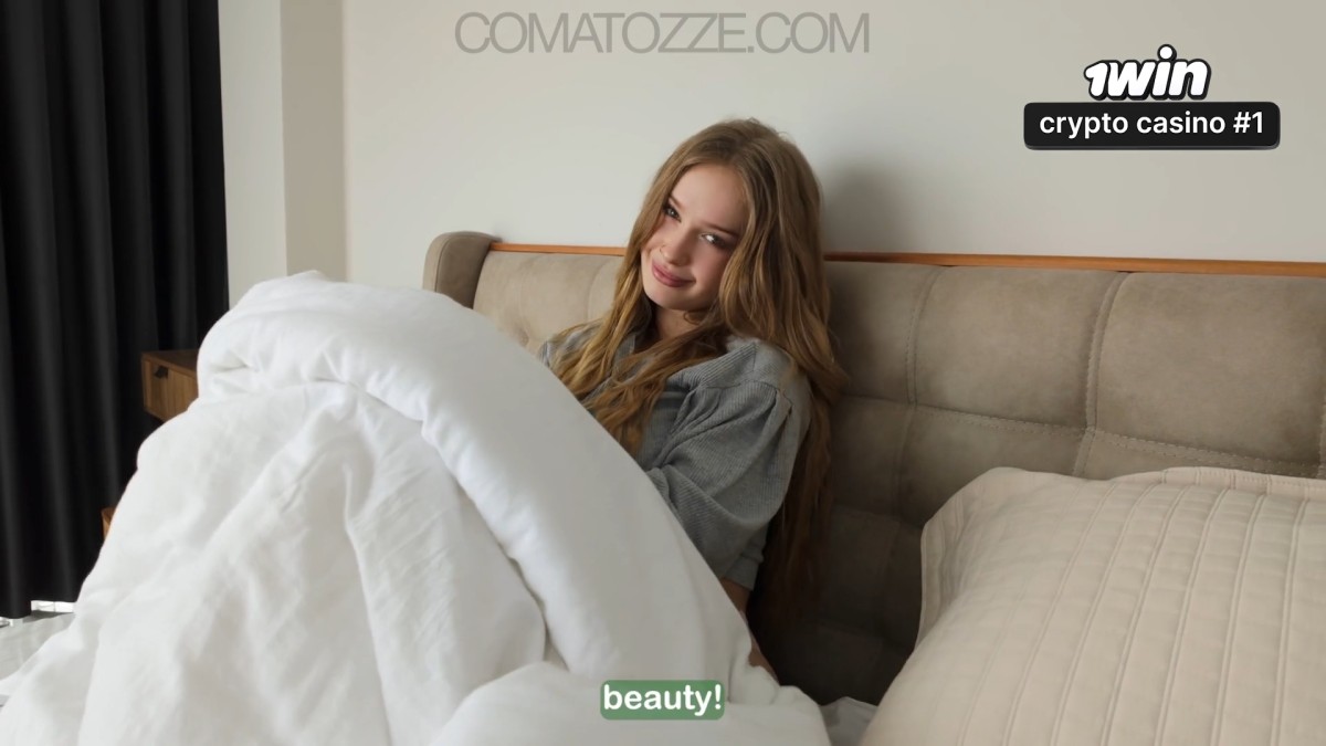 Comatozze - I fucked my friend s sister while he s in next room