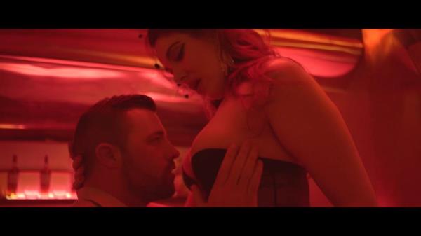 Max Deeds, Zoe Davis - A Lethal Femme Fatale [FullHD 1080p]