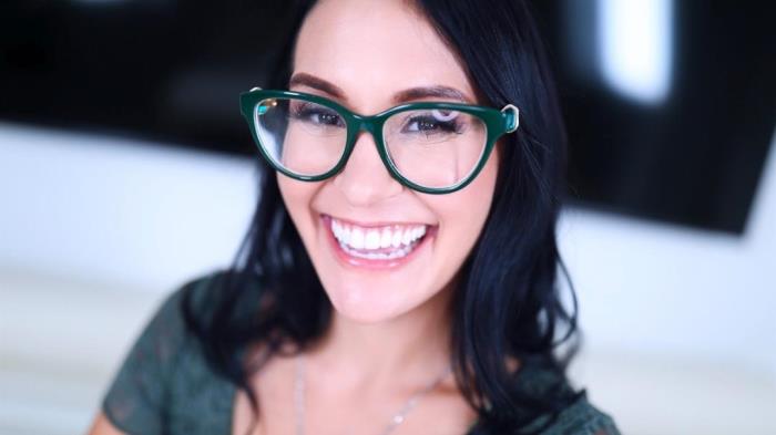 Jade Greene - Amateur Allure Welcomes Jade Greene, Petite Brunette Loves to Give Head and Swallow Hot Loads [FullHD 1080p]