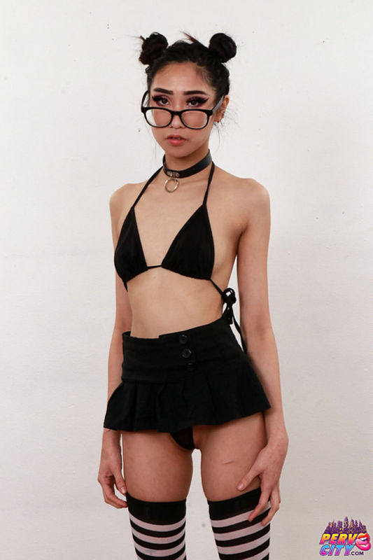 Eva Yi  Gangbang Asian Slut (BangingBeauties/PervCity) HD 720p