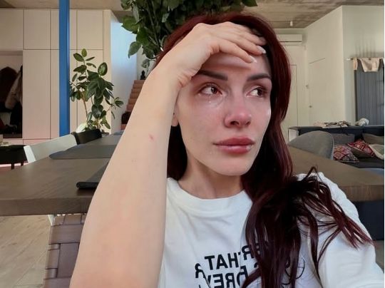 Вперше виплакалася: популярна співачка разом з сином повернулися додому