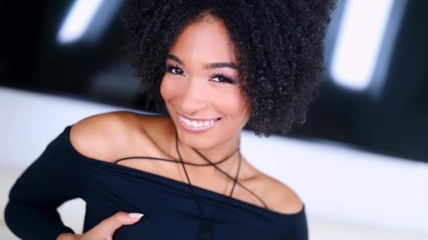 Addis Fouche - Amateur Allow Welcomes Addis Fouche, A Gorgeous Marketing Associate Sucks, Fucks And Swallows [FullHD 1080p]