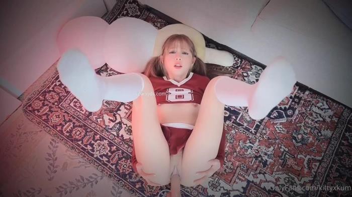 KittyKum (KittyKumX, Kittyx Kum, Kitty Kum) - On the carpet. [FullHD 1080p]