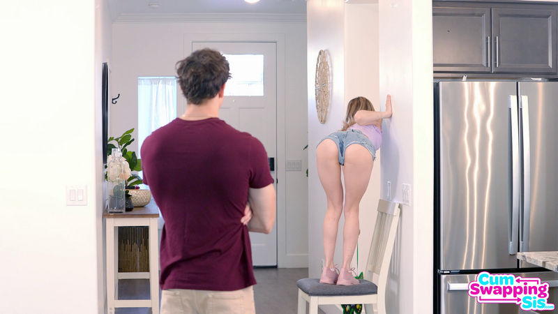 Molly Little, Nikki Nicole  Stepsisters St Pattys Shenanigans 4K [UltraHD/4K 2160p] 2026