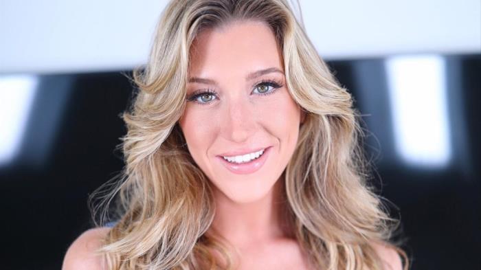 Addison Vodka - Amateur Allure Introduces Addison Vodka, Sexy Schoolteacher Loves Getting Naughty And Swallowing [FullHD 1080p]