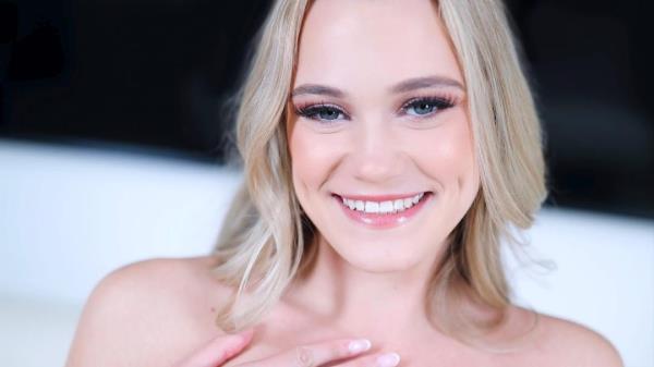 Chloe Rose - Amateur Allure Introduces Chloe Rose, A Cute Doggie Day Care Worker Swallows A Big Mouthful Of Cum [FullHD 1080p]