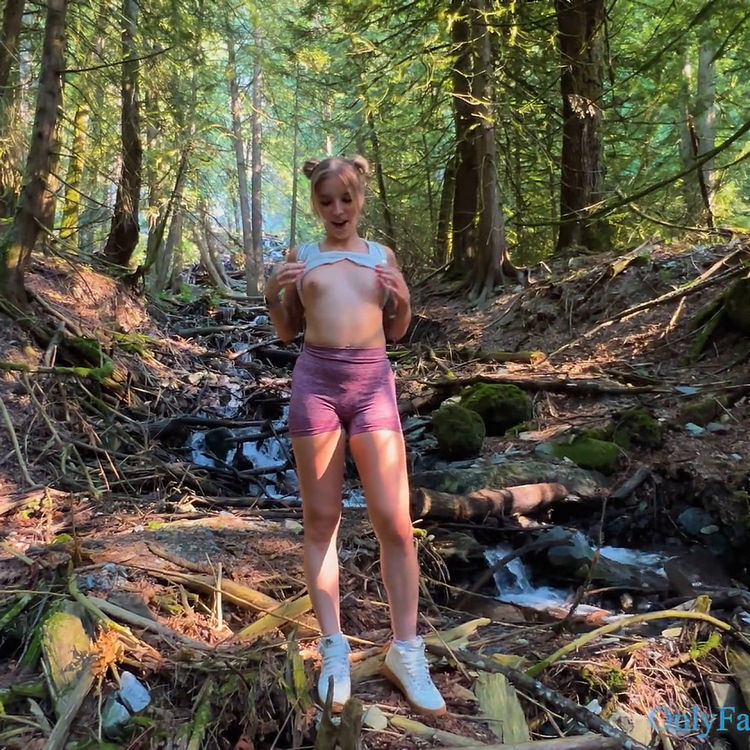 Cumslut Hiking The Canadian Wilderness Leads To Massive Facial  Cumshot  AlexAndAva  4K AlexAndAva (Onlyfans) FullHD 1080p