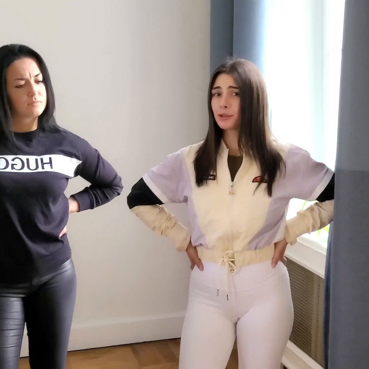 I Saw Two Big Ass Girls In The Gym So I Followed Them For Threesome MYPOVGirlfriend (Onlyfans) FullHD 1080p