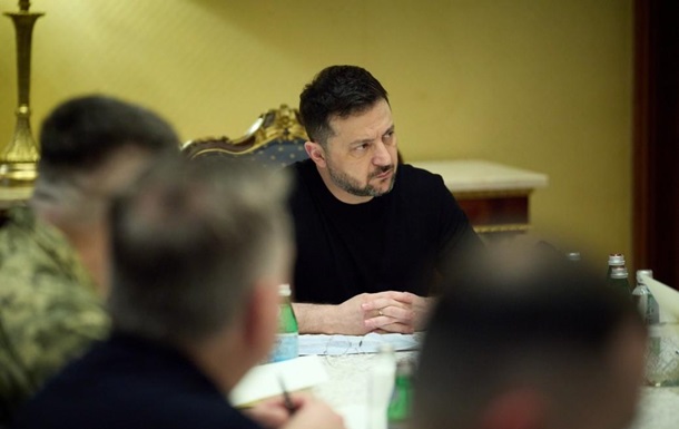 Зеленский встретился с военными в Джидде