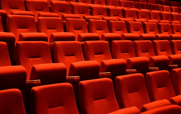 В Украине выросли премьеры, посещаемость и доходы театров - Госискусств