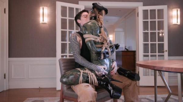 Cam Damage, Awlivv - Green Machine [FullHD 1080p]