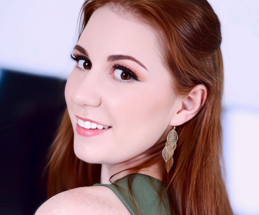 Ellie Murphy A Pov Blowjob, Get Fucked And Swallow More Cum