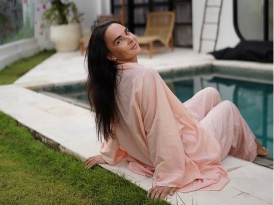 «Вартуєте одне одного!»: дружина популярного телеведучого спровокувала мережу