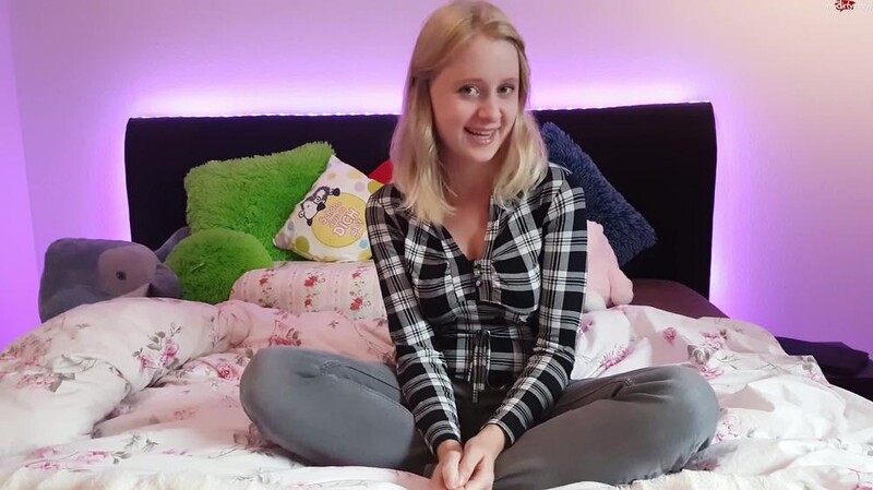 HannaMai - Mein erstes Mal vor der Kamera - Hallo Du [FullHD 1080P]  (MyDirtyHobby)