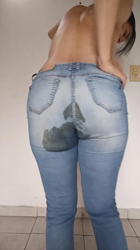 Amy_Dirty00 – My Jeans Are Overflowing With Diarrhea! [SD 540P]