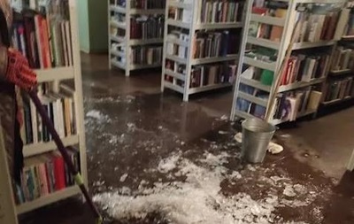 В Киеве повреждена Книжная палата: под угрозой уничтожения 15 млн книг