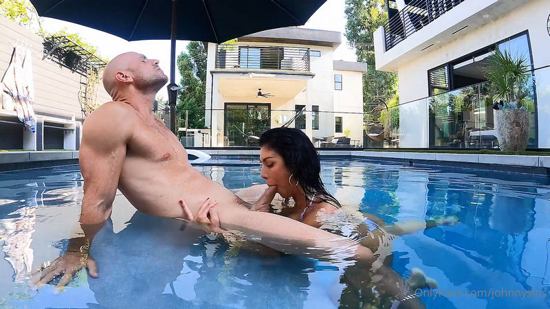 Queenie Sateen, Johnny Sins  Round 2 (FullHD 1080p) - OnlyFans - [2026]