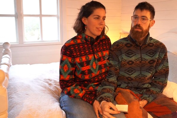 Реально первый анал для подружки с большой аппетитной жопой Реально первый анал для подружки с большой аппетитной жопой