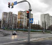На перекрестке улиц Радужной и Игоря Юхновского заработал новый светофорный объект