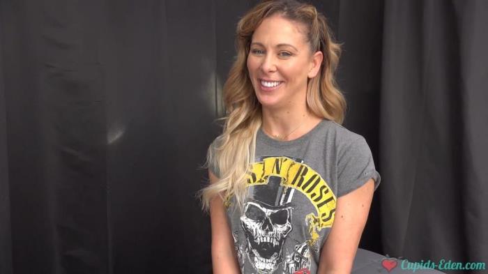 Cherie DeVille - Trophy wife MILF Cherie DeVille fucks newcomer neighbor boy [FullHD 1080p]