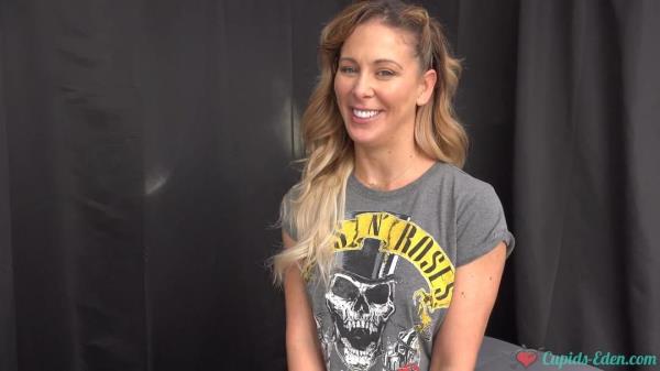 Cherie DeVille - Trophy wife MILF Cherie DeVille fucks newcomer neighbor boy [FullHD 1080p]