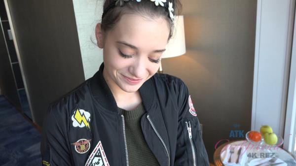 Gia Paige - London 2/5 [UltraHD 4K 2160p]